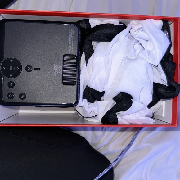 Minolta mini projector and 100” projector screen, Gifted to me, Brand new! - Picture 3 of 3